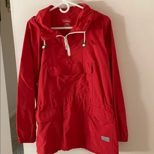 LL Bean Women’s windbreaker